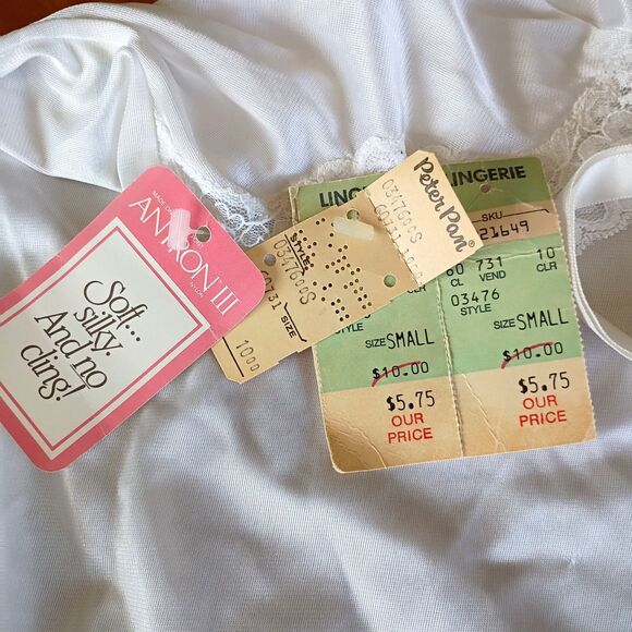 Vintage 70s/80s Peter Pan Cami Lingerie Slip New With Tags Antron III Nylon S - Picture 4 of 8